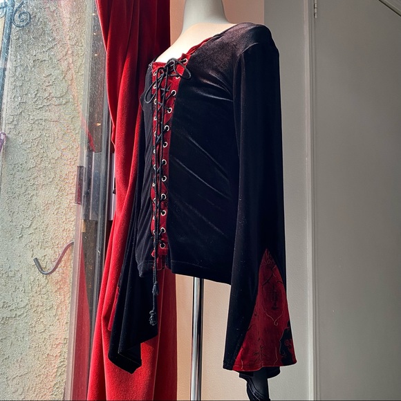Gothic Victorian Lace-Up Velvet Blouse - Picture 2 of 6